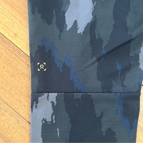 Lululemon x Peter Geller Take The Moment Joggers - Picture 4 of 8